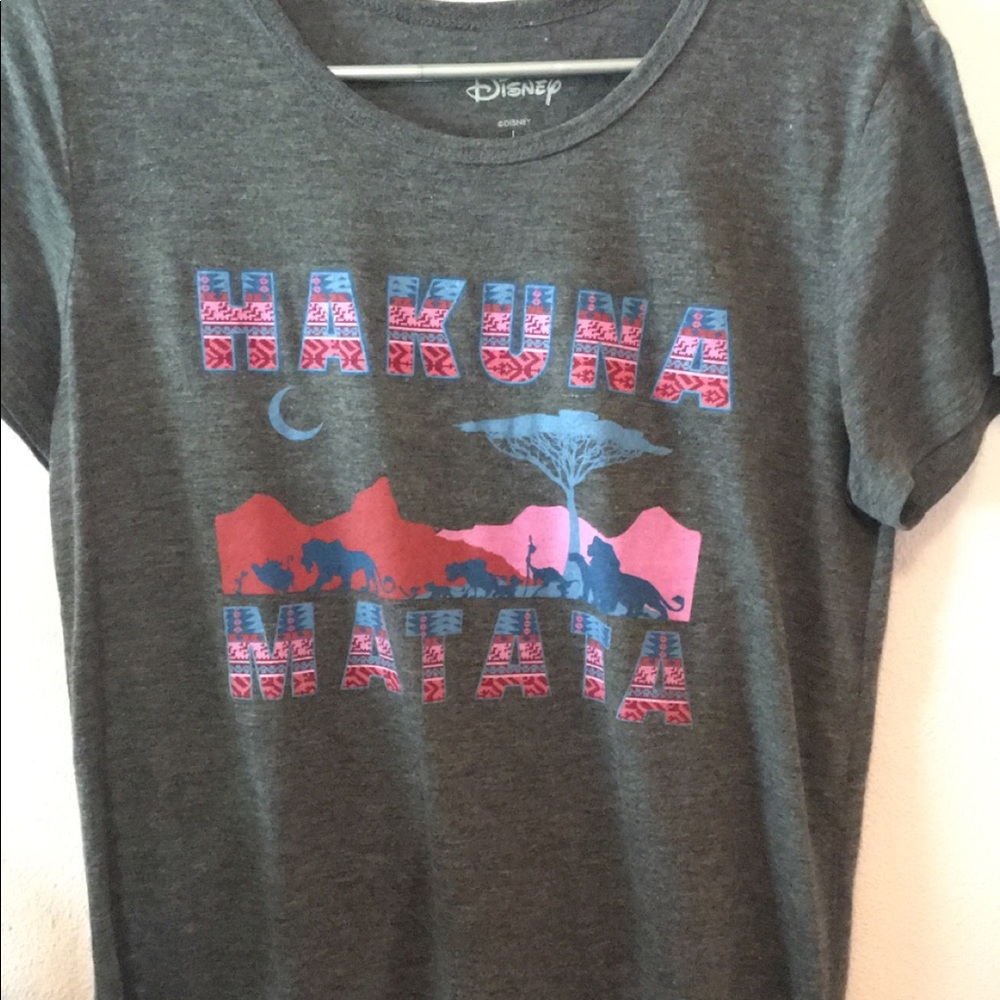 Graphic tee shirt